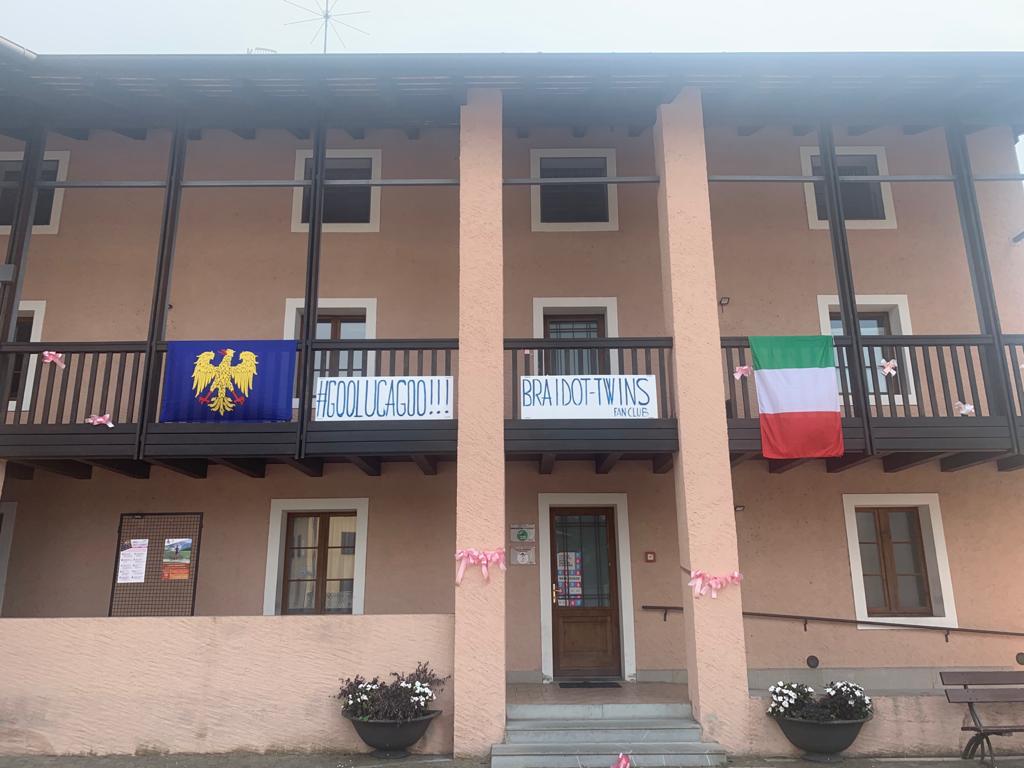 Copertina per Mossa mette la sveglia per tifare il suo Luca Braidot, tutti in piazza per le Olimpiadi